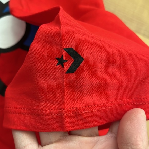 Hello Kitty t-shirt. New! Size large. - Picture 3 of 6